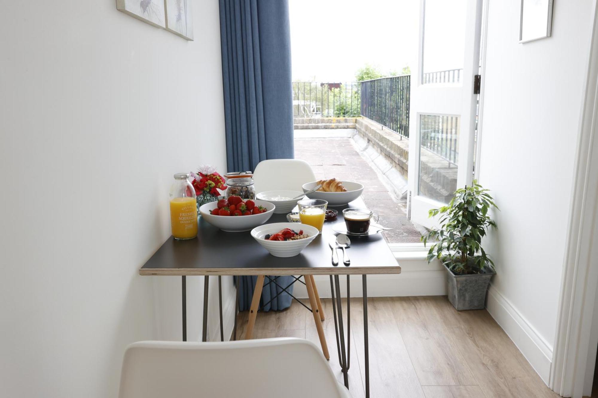לונדון Wimbledon Park Bed & Breakfast מראה חיצוני תמונה