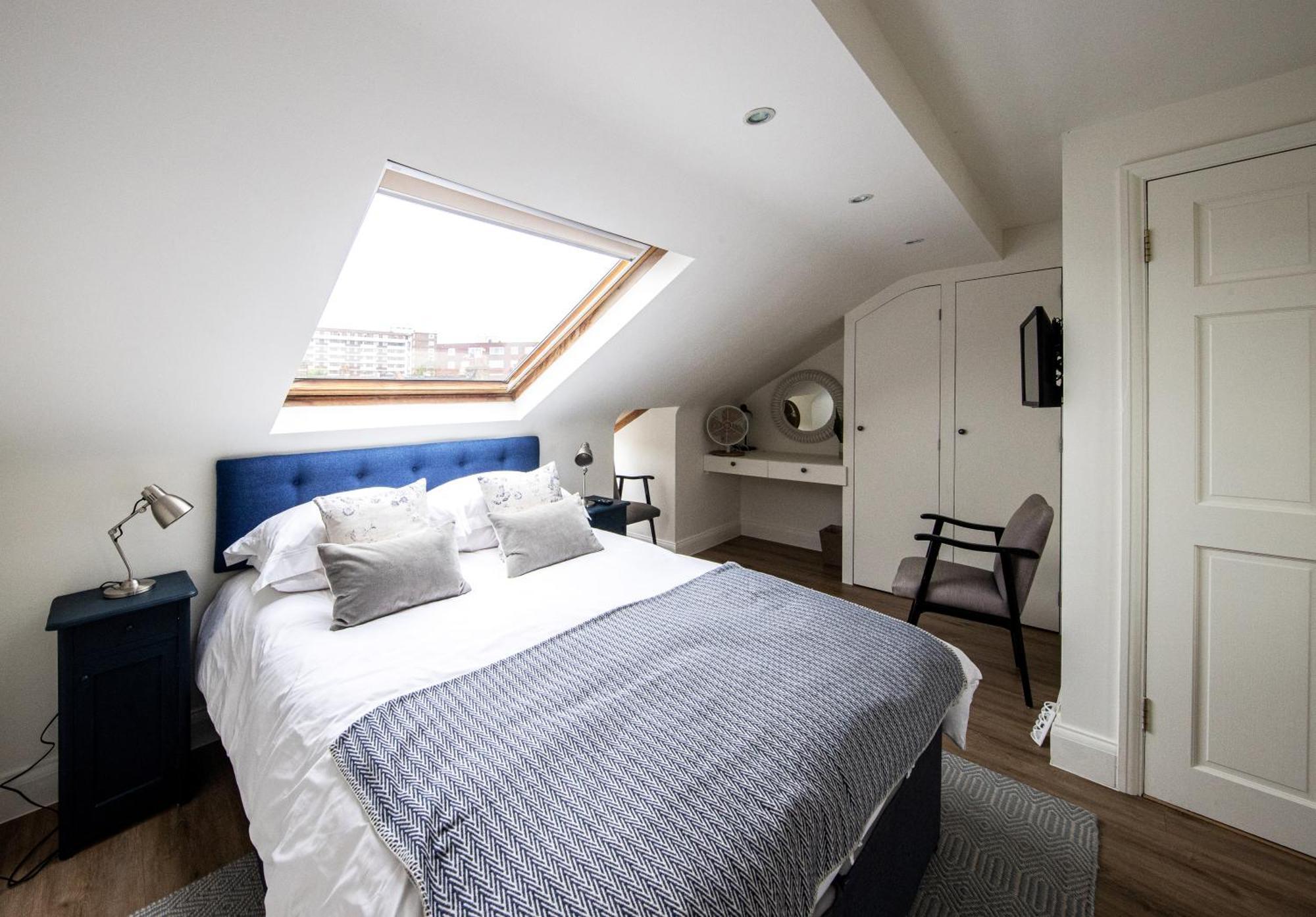 לונדון Wimbledon Park Bed & Breakfast מראה חיצוני תמונה
